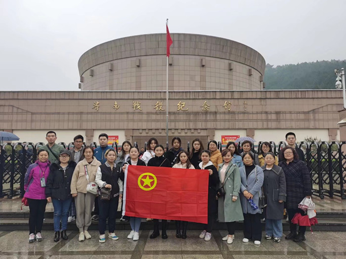 701e3e22590810a6a2e07a6ab2233c1_副本.jpg